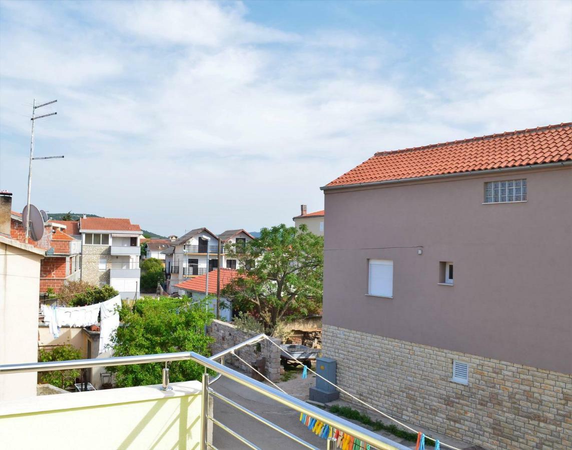 Apartman Rosa Pirovac Exteriér fotografie