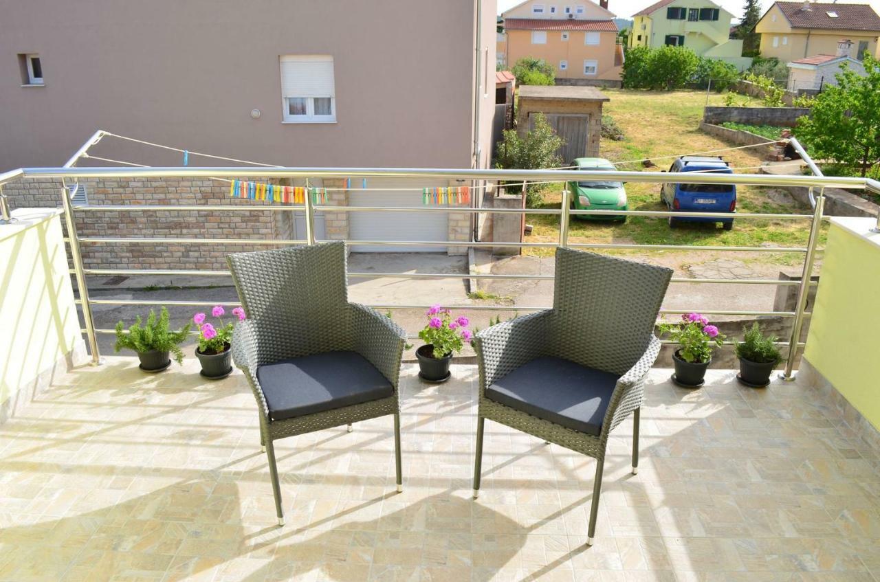 Apartman Rosa Pirovac Exteriér fotografie